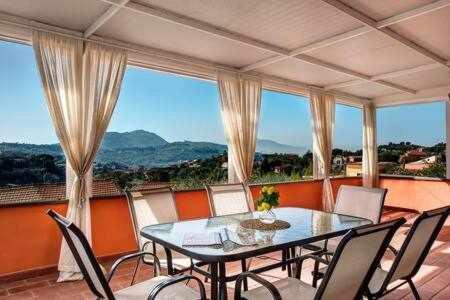 Gocce Villas - Villa De Flores Country Style Villa With Pool Massa Lubrense Bagian luar foto