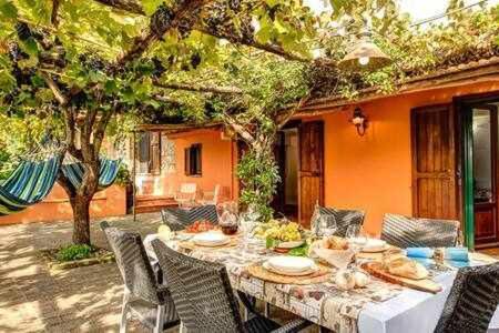 Gocce Villas - Villa De Flores Country Style Villa With Pool Massa Lubrense Bagian luar foto